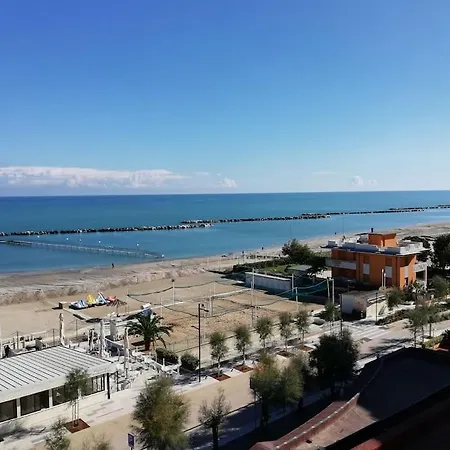 Tra Cielo E Mare