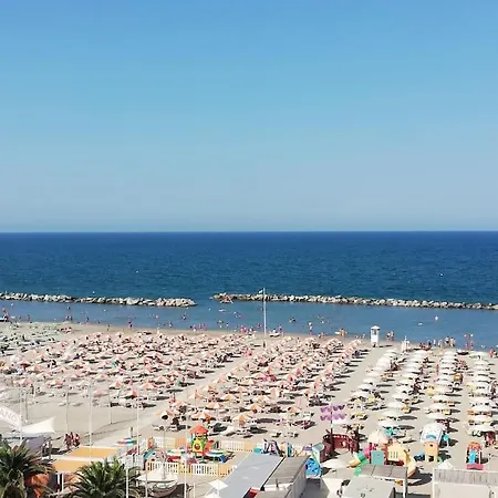 Tra Cielo E Mare *