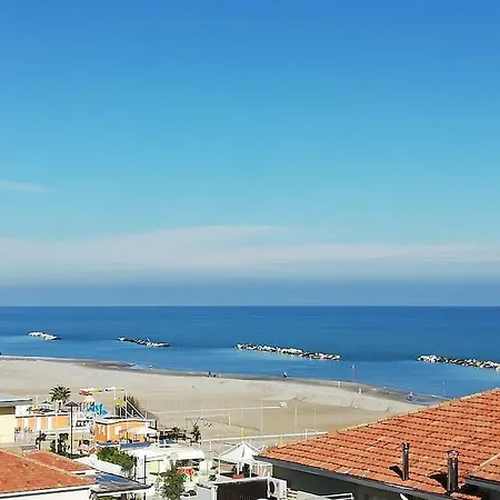 Appartamento Tra Cielo E Mare